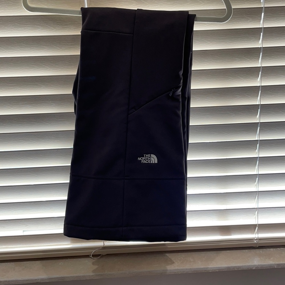 Brand new Northface S pant